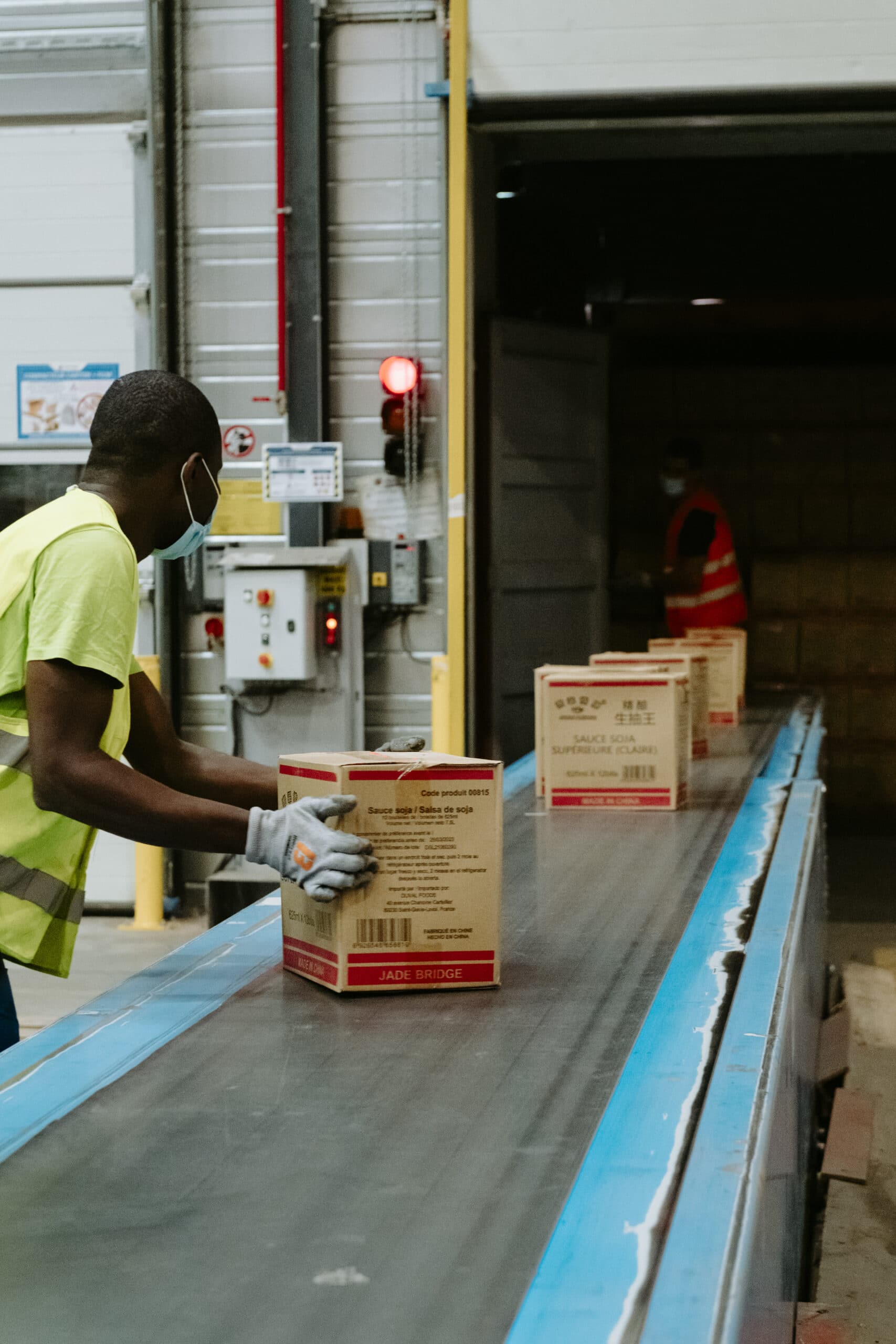 Réception colis et logistique contractuelle